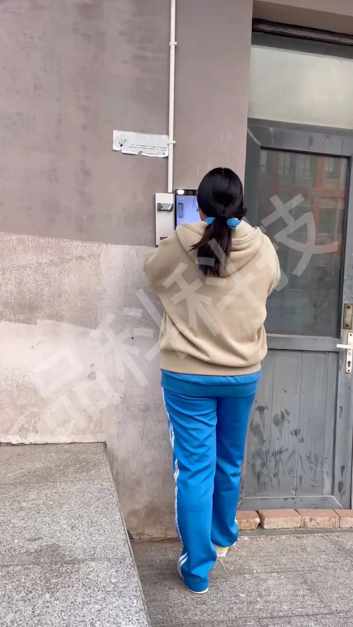 1745473872321705.jpg